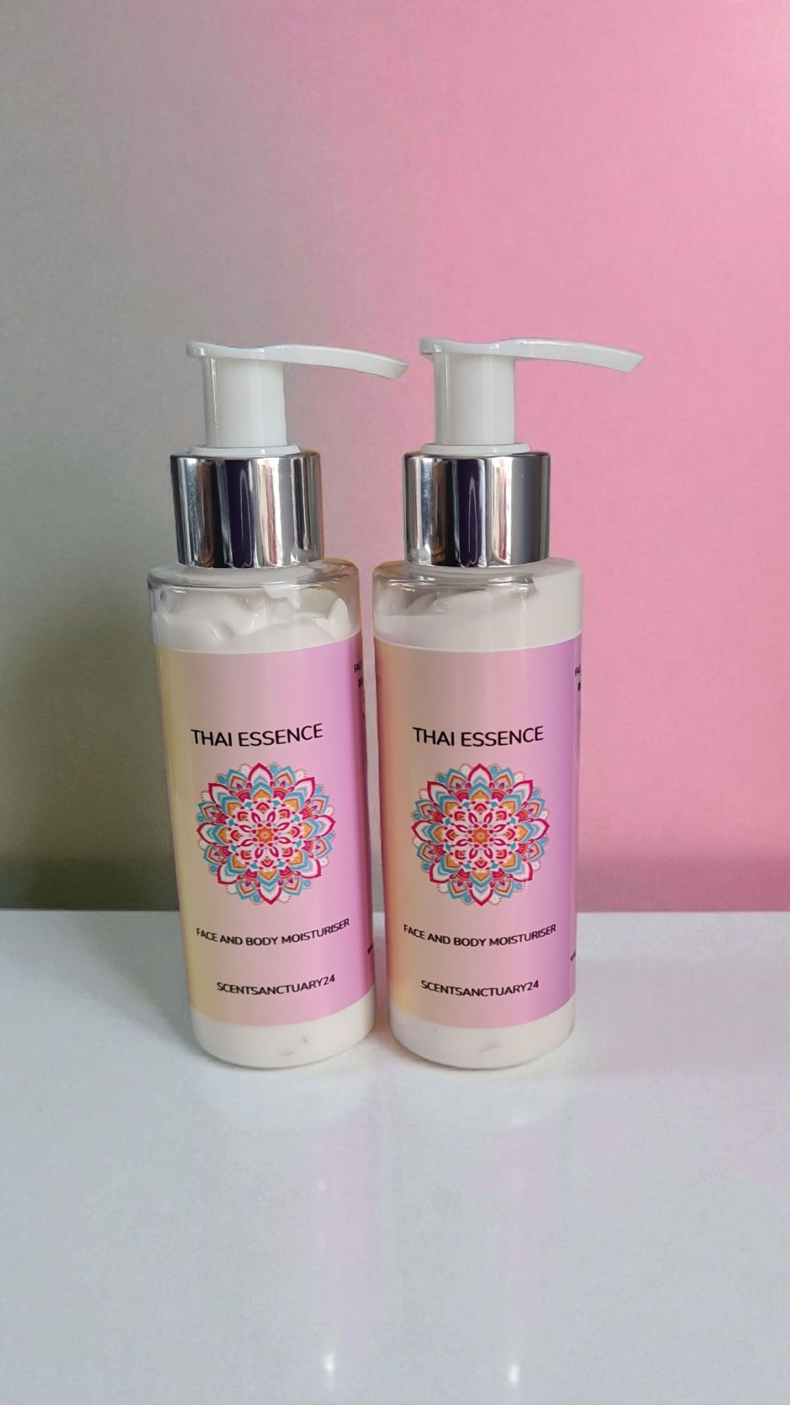 Face and body moisturiser